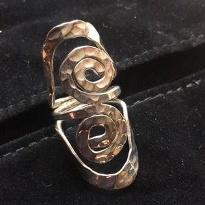 Sterling Silver scroll ring size 7
